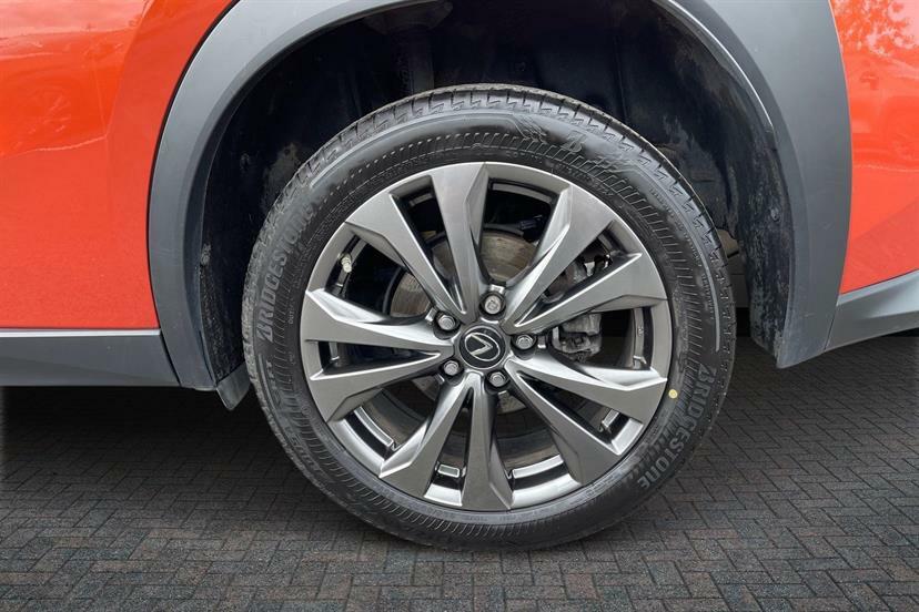 Lexus UX 250H 2.0 F-sport Design Cvt  #5
