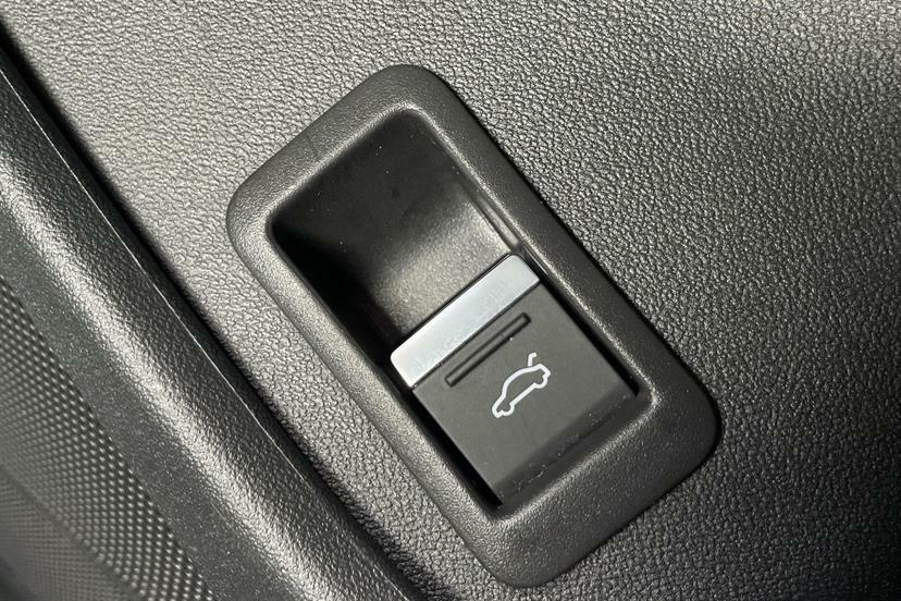 Audi Q4 E Tron 150Kw 40 63Kwh S Line Leathertech Pack Black #23