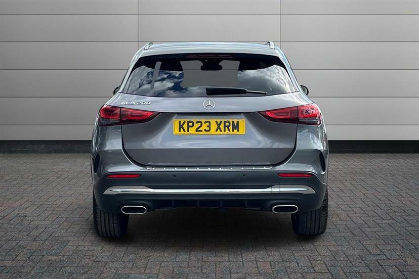 Mercedes-Benz GLA Class Amg Line Black #10