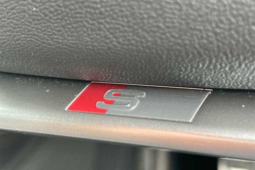 Audi Q4 E Tron 150Kw 40 82Kwh S Line Grey #34