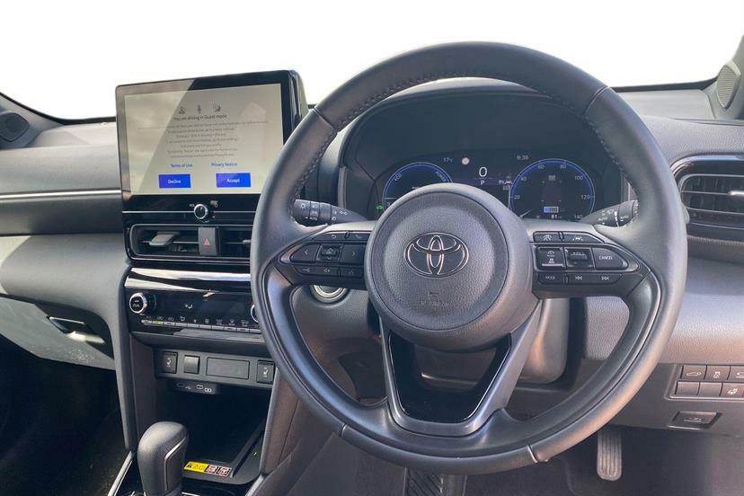 Toyota Yaris Cross Excel Black #8
