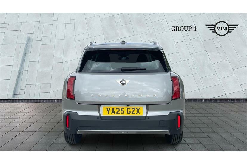 Mini Countryman Electric Green #12