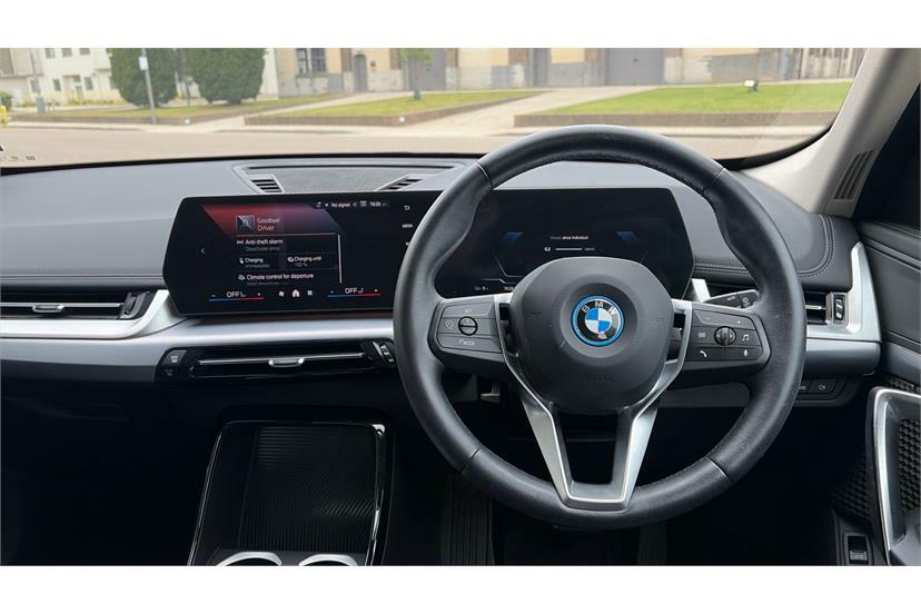 BMW iX1 230Kw Xdrive30 Xline 65Kwh Blue #5