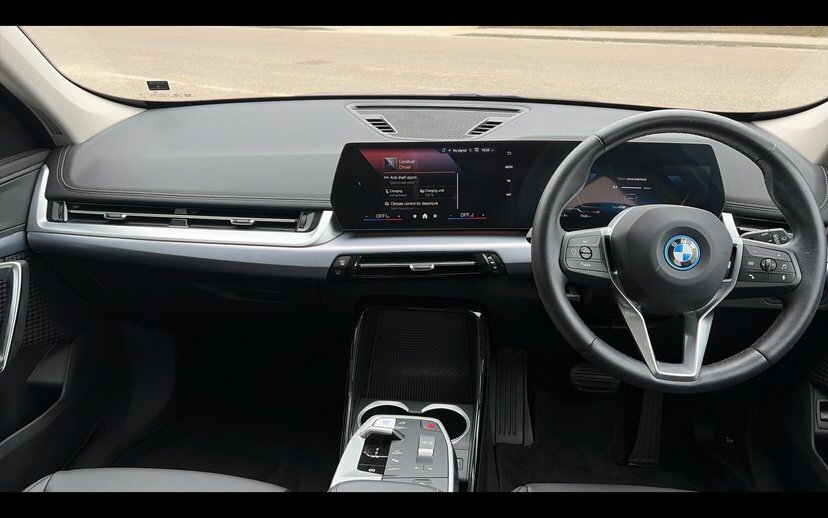 BMW iX1 Ix1 Xdrive30 Xline Blue #4