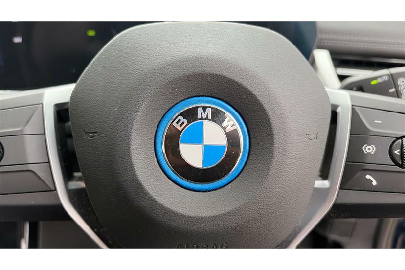 BMW iX1 M Sport White #29