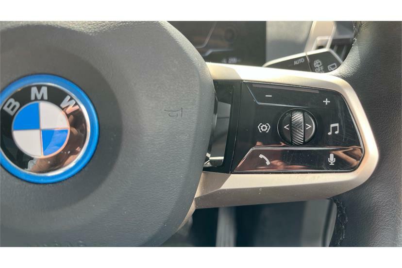 BMW iX M Sport Black #17
