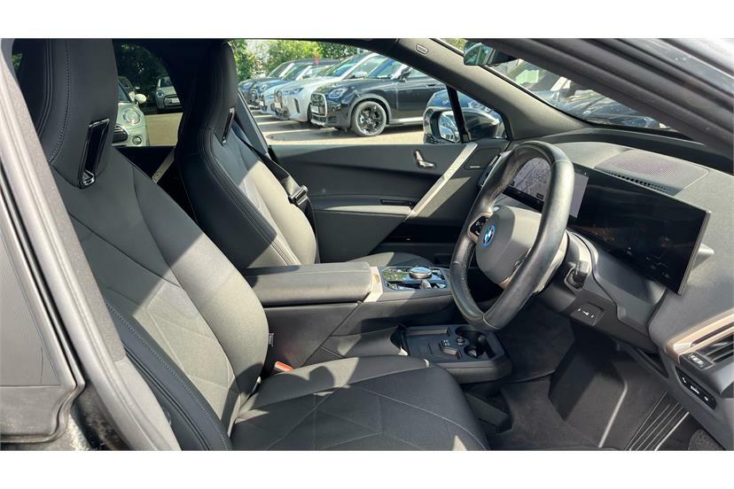 BMW iX M Sport Black #10