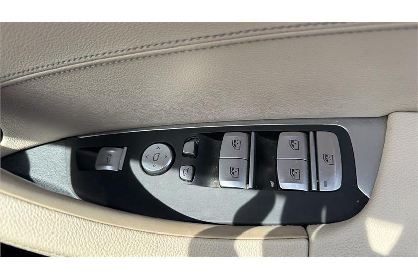 BMW iX3 80Kwh M Sport Black #26