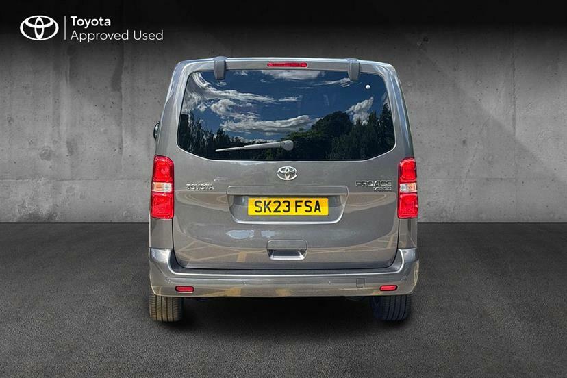 Toyota Proace Verso 1.5D Combi Medium Grey #17