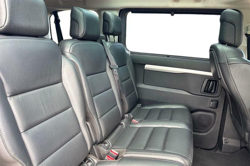 Toyota Proace Verso 1.5D Combi Medium Grey #11