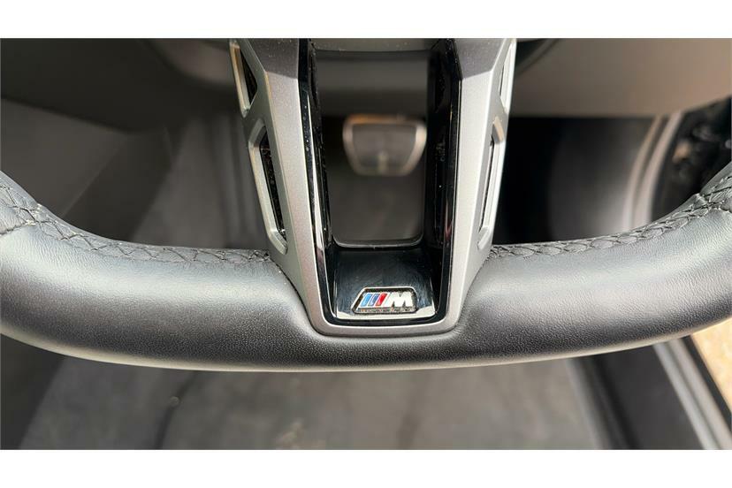 BMW i5 M Sport Pro Blue #29