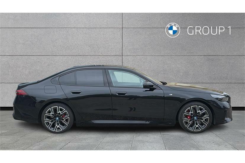 BMW i5 250Kw Edrive40 M Sport Pro 84Kwh Black #3