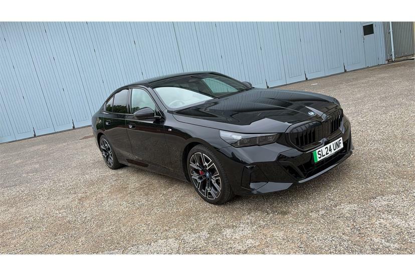 BMW i5 M Sport Pro Blue #25