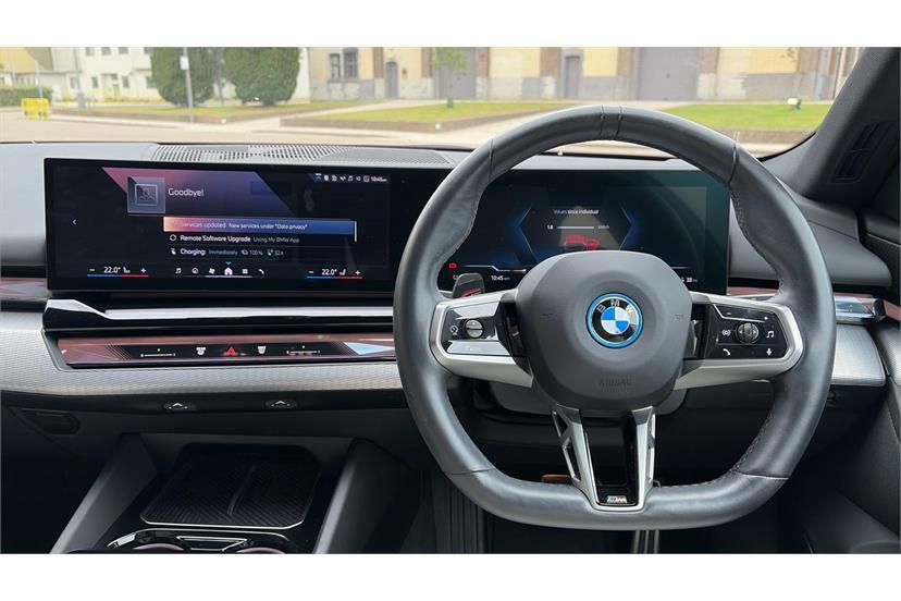 BMW i5 250Kw Edrive40 M Sport Pro 84Kwh Black #5