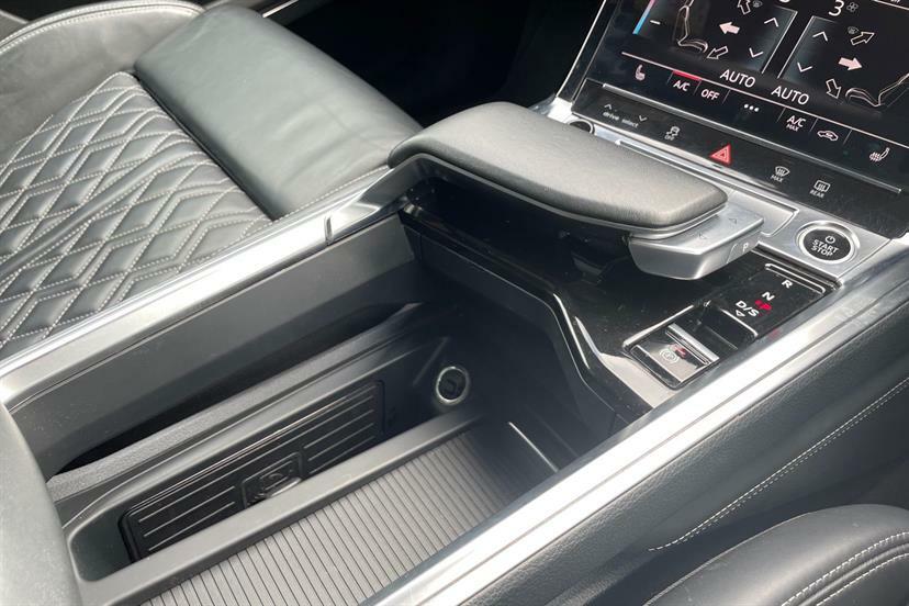 Audi Q8 e tron Q8 E-tron Vorsprung 55 Quattro Black #15