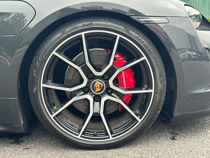 Porsche Taycan Performance Plus 93.4Kwh 4S Saloon Au VA72BHP Grey #6