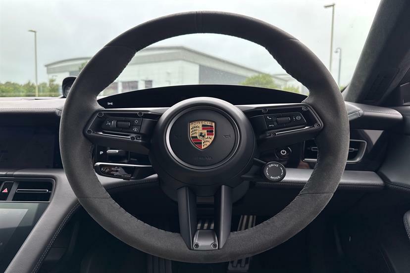 Porsche Taycan Performance Plus 93.4Kwh Gts Black #13