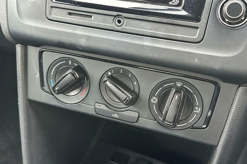 Volkswagen Polo Hatchback Black #16