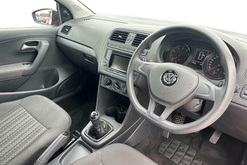 Volkswagen Polo 1.0 S Red #5