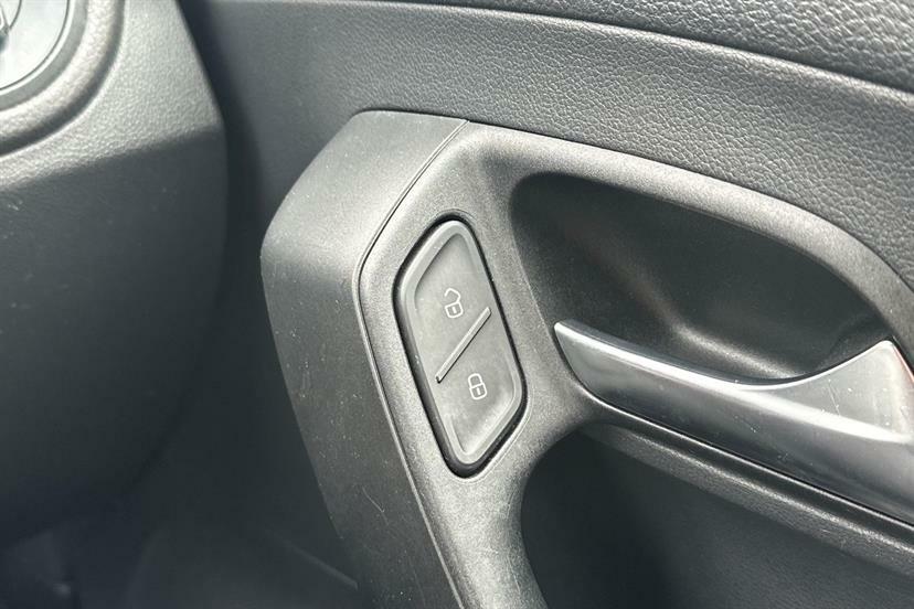 Volkswagen Polo Hatchback Black #19