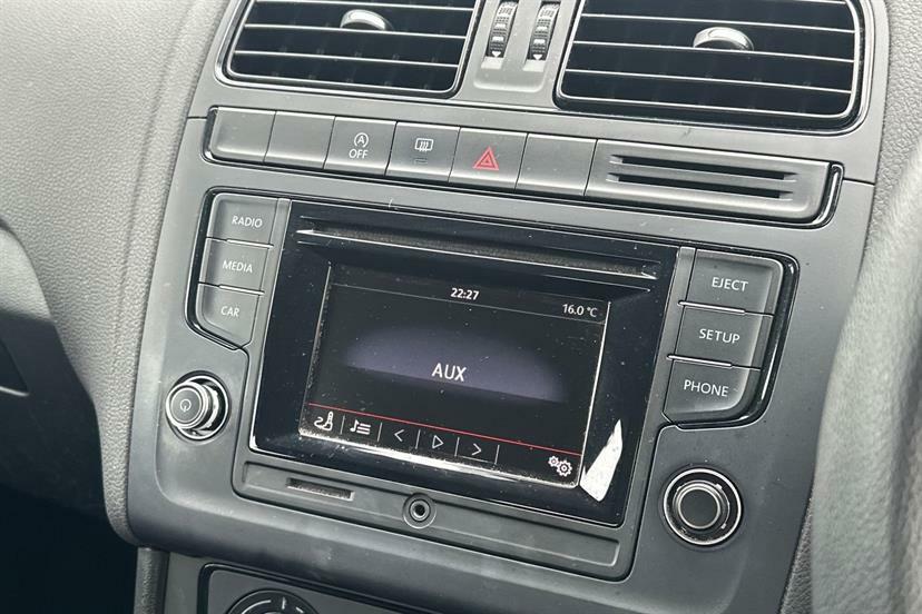 Volkswagen Polo Hatchback Black #13