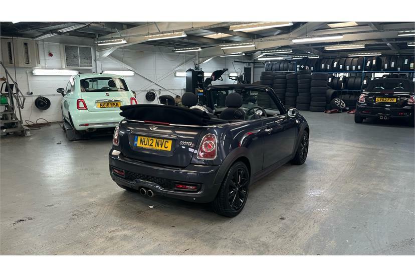 Mini Convertible Convertible 1.6 One Euro 5 201212 White #25