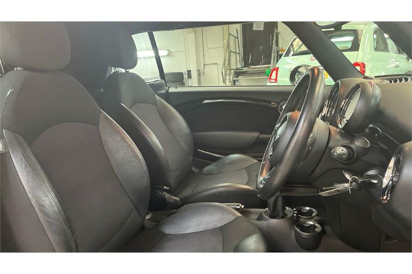 Mini Convertible Convertible 1.6 One Euro 5 201212 White #11