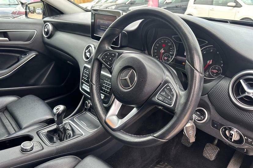 Mercedes-Benz A Class A 180 D Se Executive White #14