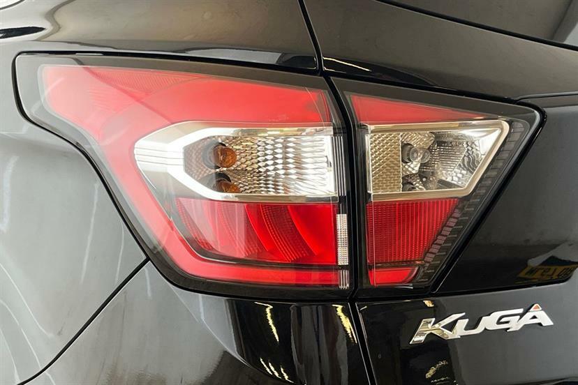 Ford Kuga Kuga St-line Tdci 4X4 Black #12