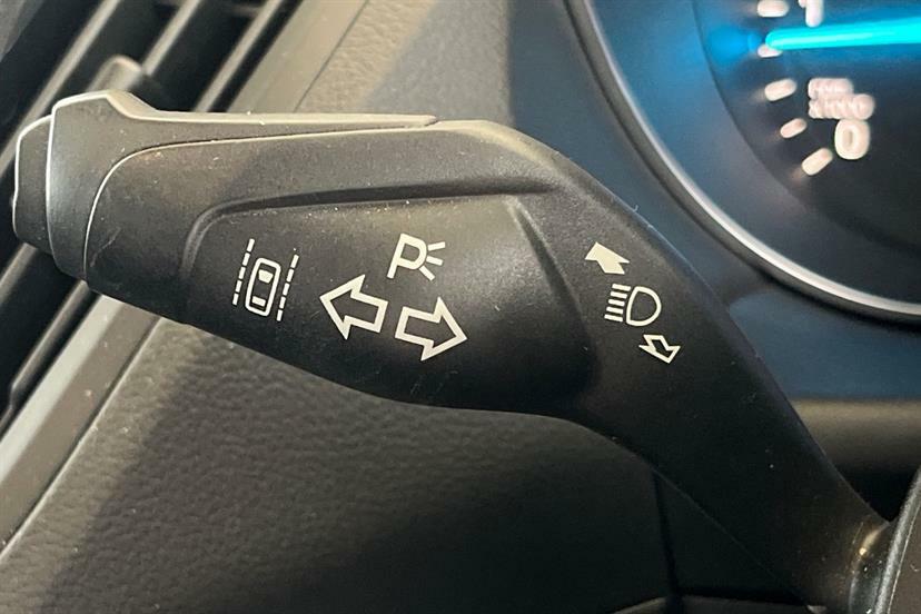Ford Kuga Kuga St-line Tdci 4X4 Black #35