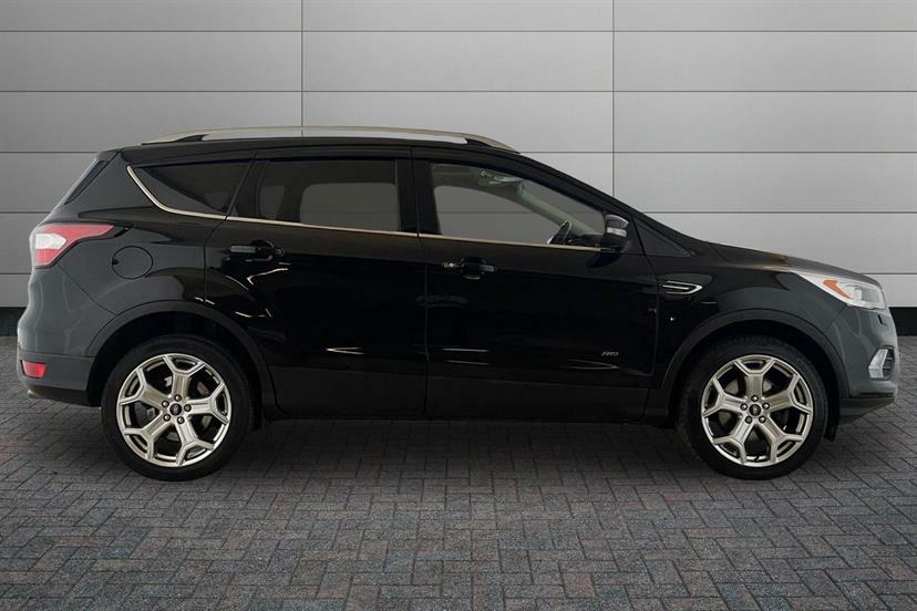 Ford Kuga Kuga St-line Tdci 4X4 Black #4