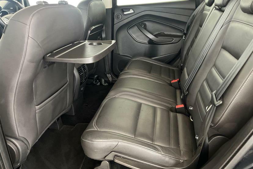 Ford Kuga Kuga St-line Tdci 4X4 Black #9