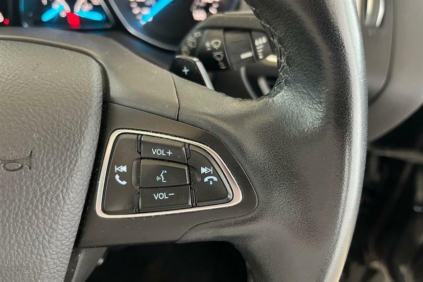 Ford Kuga Kuga St-line Tdci 4X4 Black #34