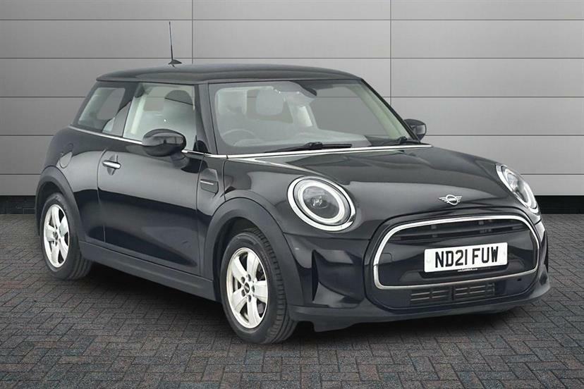 Mini Hatch 1.5 Cooper Classic Black