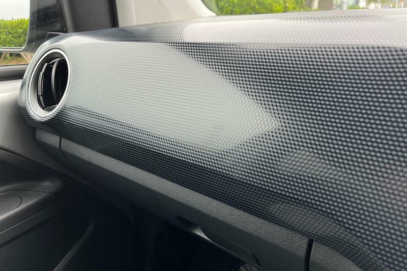 Volkswagen Up Black Edition Blue #16
