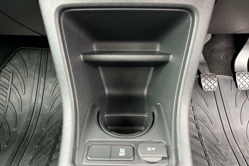Volkswagen Up Black Edition Blue #14