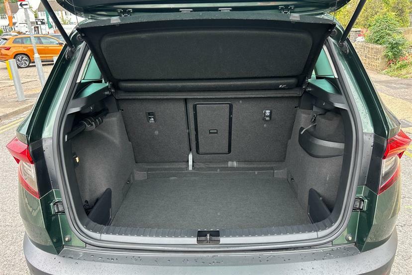 Skoda Karoq Edition Grey #17