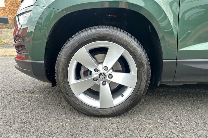 Skoda Karoq Edition Grey #11