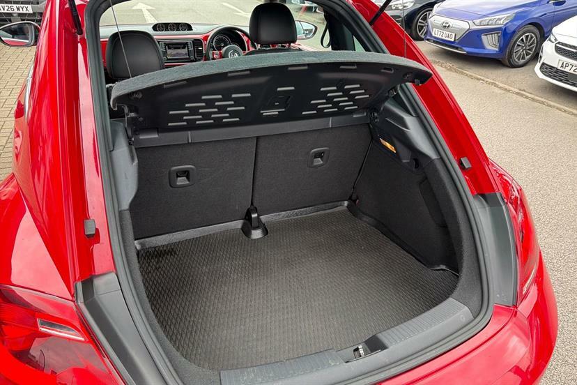Volkswagen Beetle 2.0 Tdi Bluemotion Tech Design Cabriolet Ss White #19