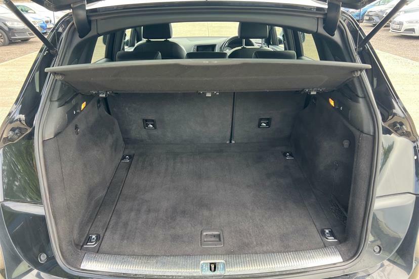 Audi Q5 2.0 Tdi 150 Quattro S Line Plus Black #8