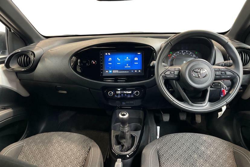 Toyota Aygo X 1.0 Vvt-i Edge Parking Black #6