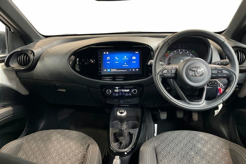 Toyota Aygo X 1.0 Vvt-i Edge Hatchback 72 Ps Black #6