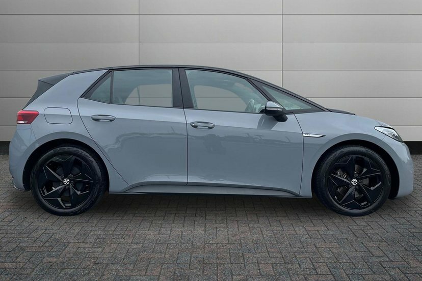 Volkswagen ID.3 Pro Performance 58Kwh Life Hatchback LF71TXT Grey #4