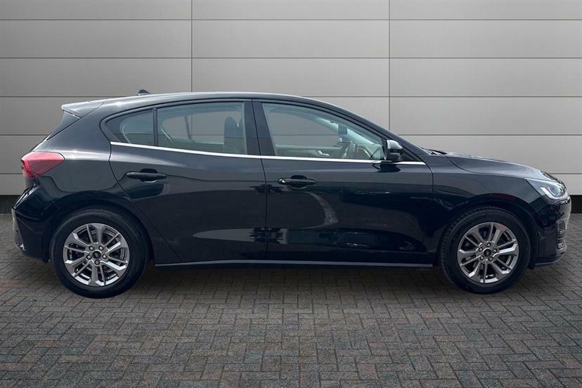 Ford Focus 1.0 Ecoboost Hybrid Mhev Titanium Black #4