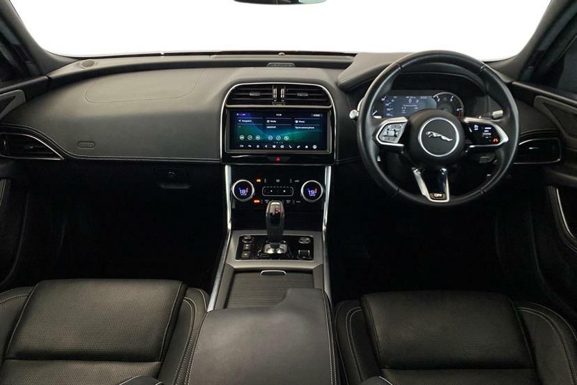 Jaguar XE D R-sport Black #8