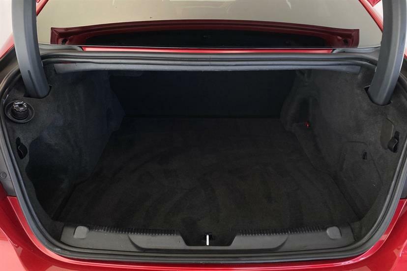 Jaguar XE D R-sport Black #9