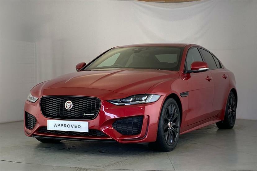 Jaguar XE D R-sport Black #23