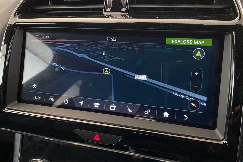 Jaguar XE D R-sport Black #10