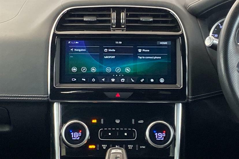 Jaguar XE D R-sport Black #13