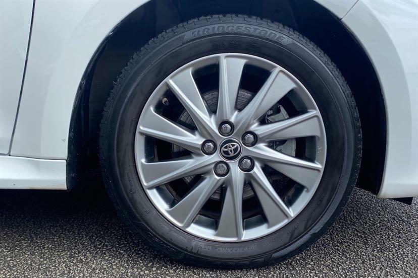 Toyota Yaris Excel Silver #20